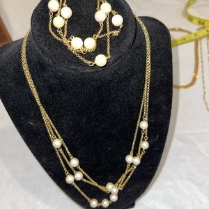 Monet Necklace and Bracelet Set